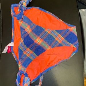 VICTORIA’S SECRET BEACH SEXY®
STRING FIT BIKINI BOTTOM